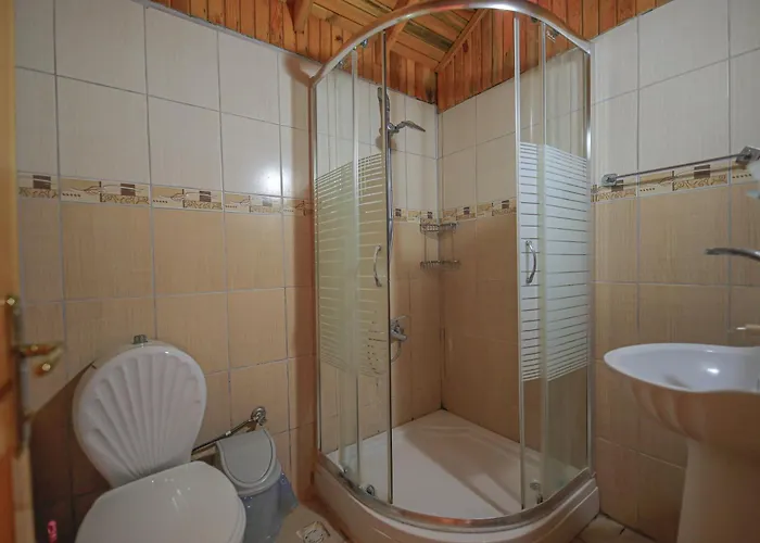 فندق Yavuz Adrasan 3*